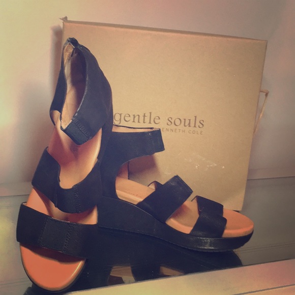 gentle souls Shoes - Black leather Kenneth Cole wedge sandals